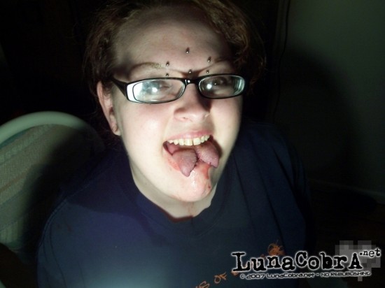Tongue Splitting Tongue Splitting