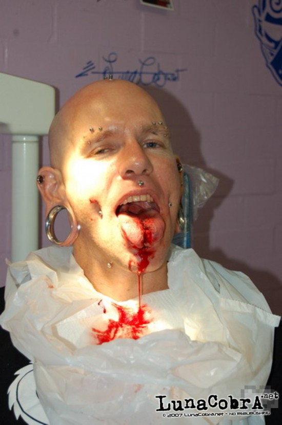 Tongue Splitting Tongue Splitting
