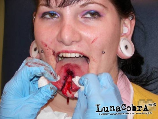 Tongue Splitting Tongue Splitting